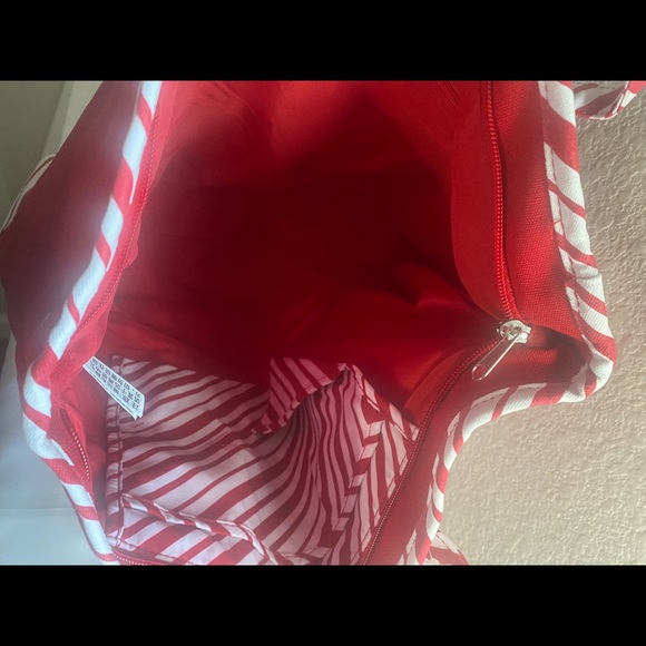 Disney “Tis the season,” Tote Bag 🎄 - Picture 4 of 5